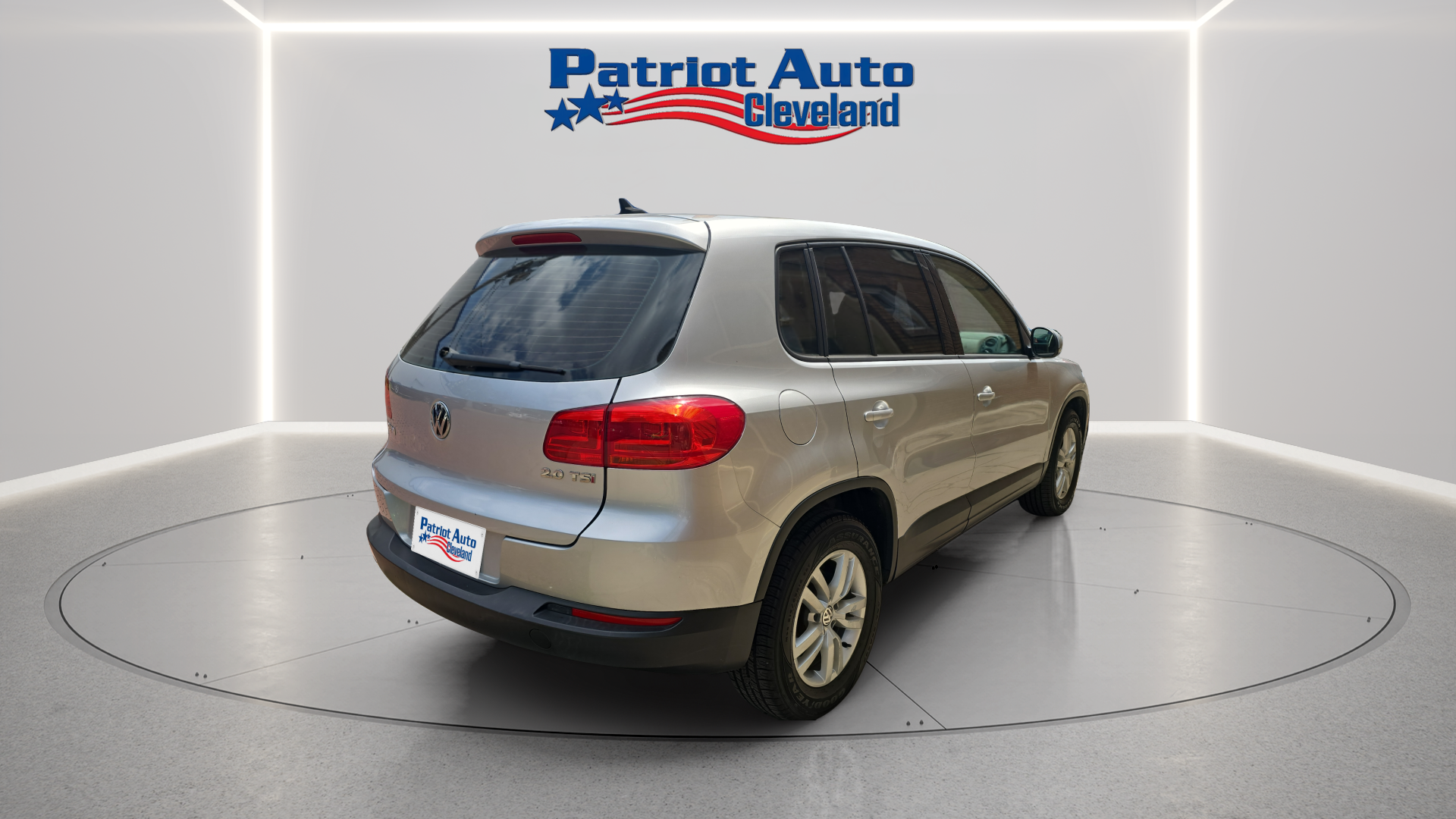 Photo 5 of 2014 Volkswagen Tiguan S