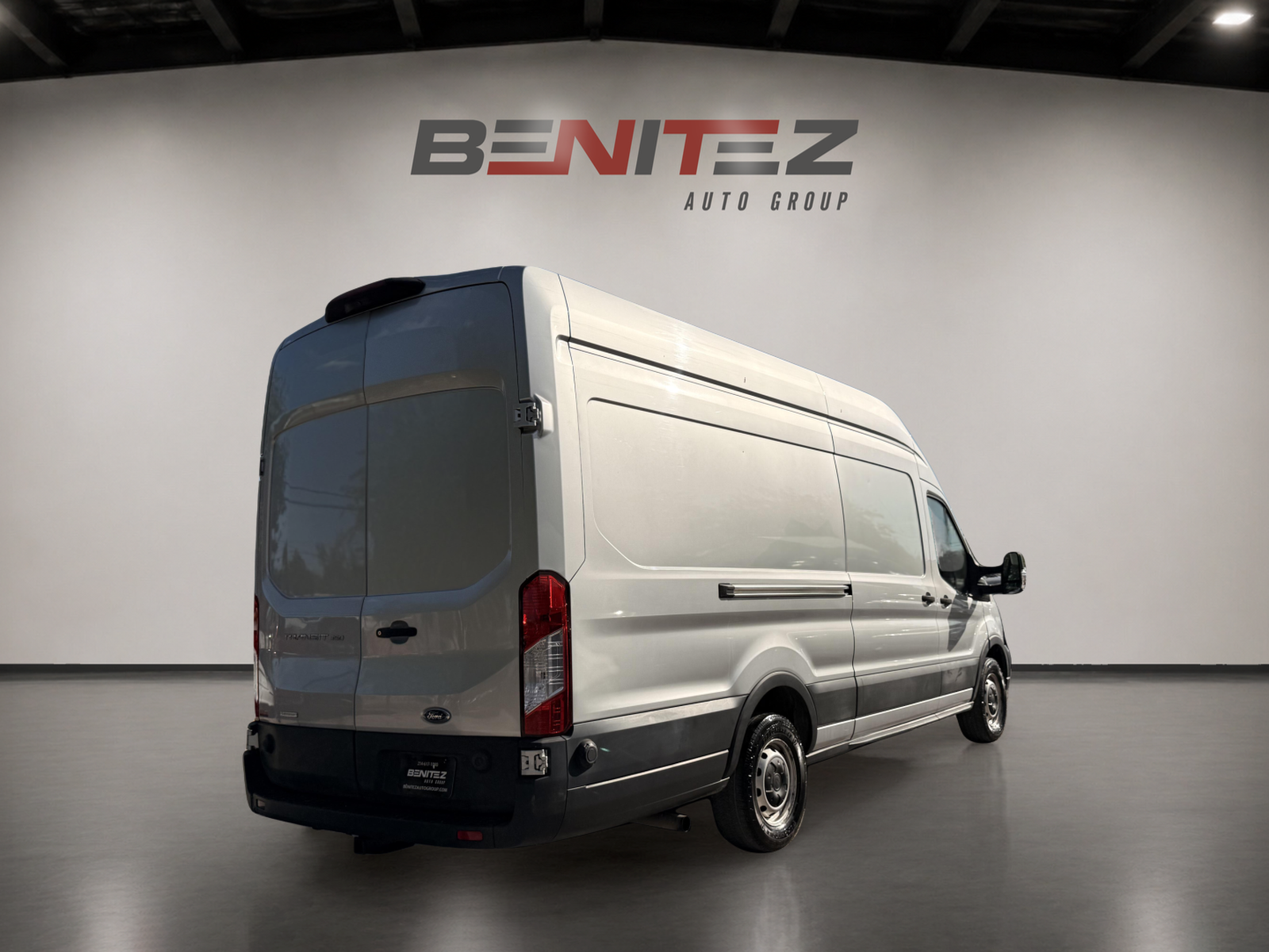 2020 Ford TRANSIT 350 EL High Roof Extended Cargo Van — photo 4