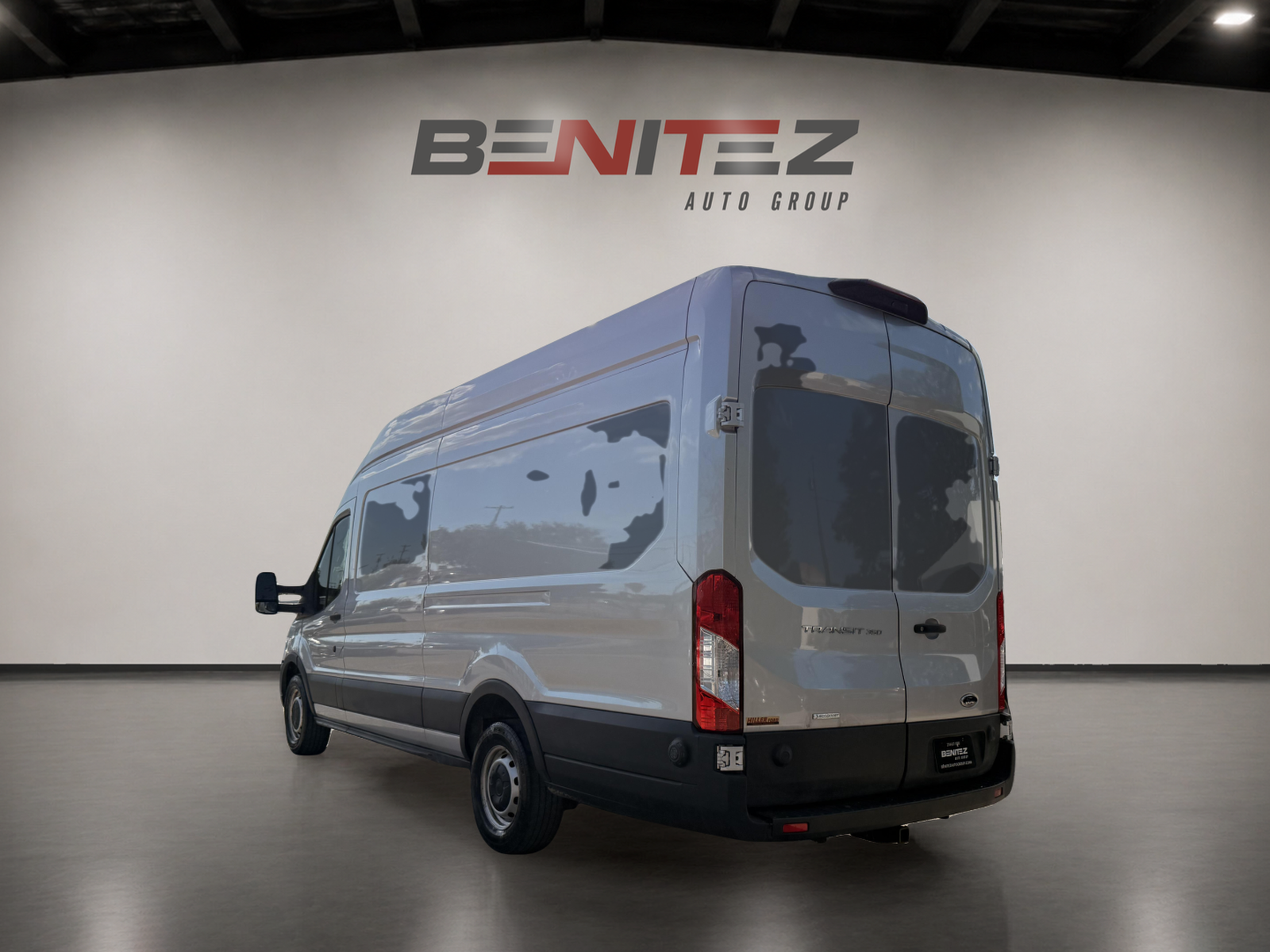 2020 Ford TRANSIT 350 EL High Roof Extended Cargo Van — photo 2
