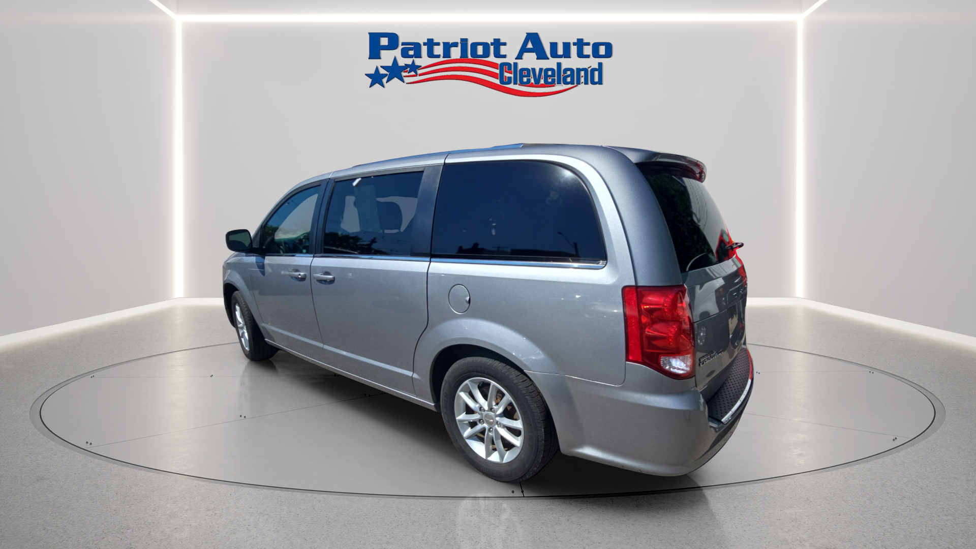 Photo 3 of 2020 Dodge Grand Caravan SXT