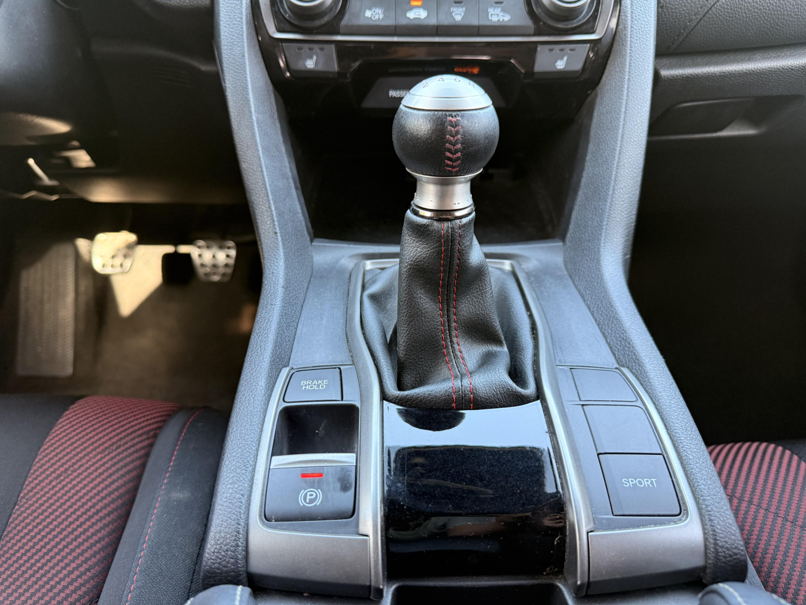 2020 Honda CIVIC Si Sedan — photo 19