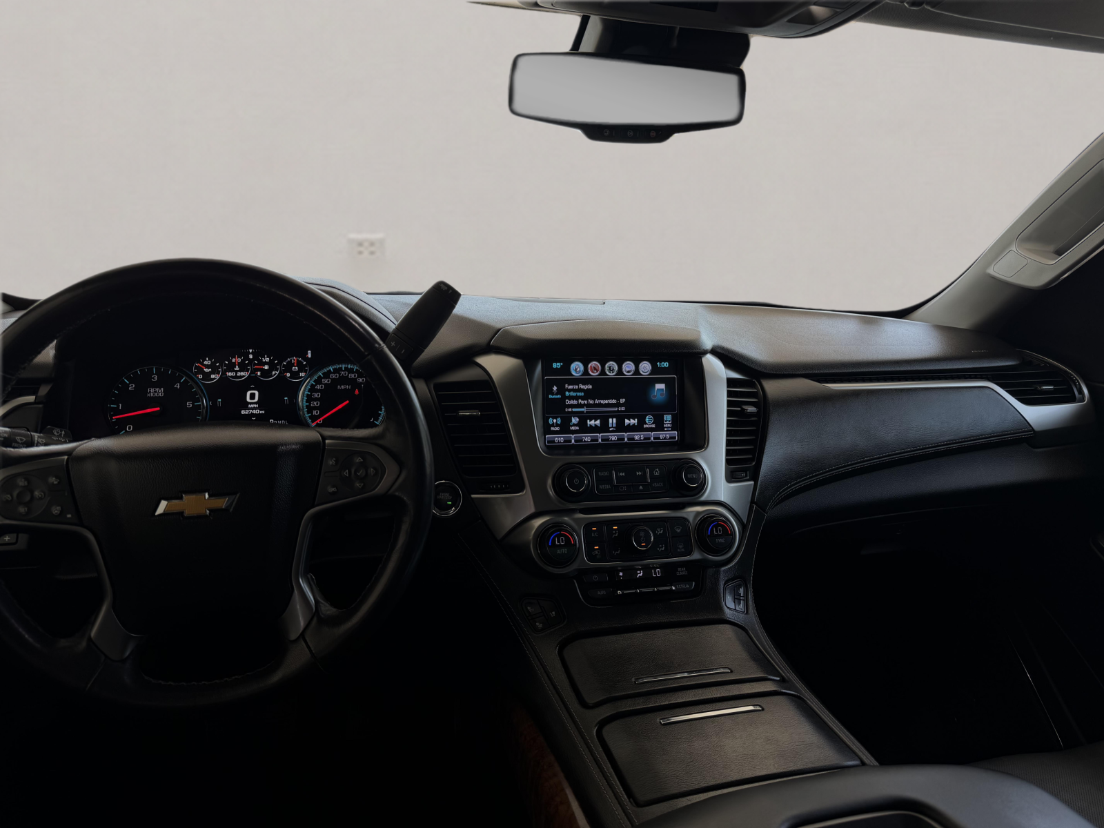 2020 Chevrolet Tahoe Premier — photo 19