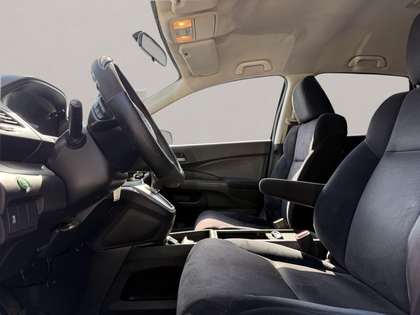 2012 Honda CR-V LX — photo 7