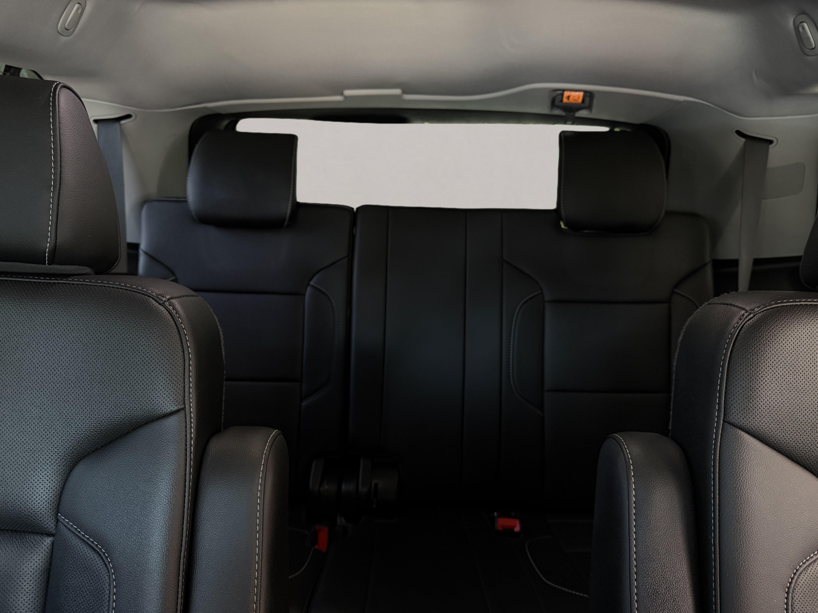 2020 Chevrolet Tahoe Premier — photo 14