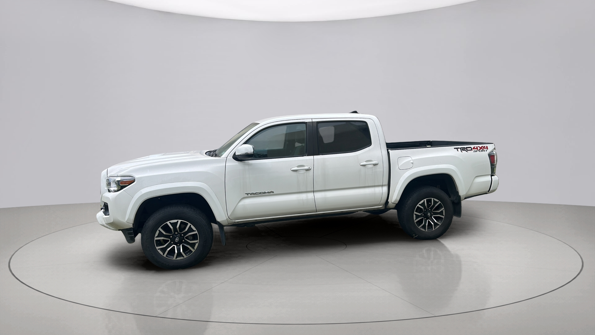 Autos seminuevos - Toyota Tacoma-doble 2021