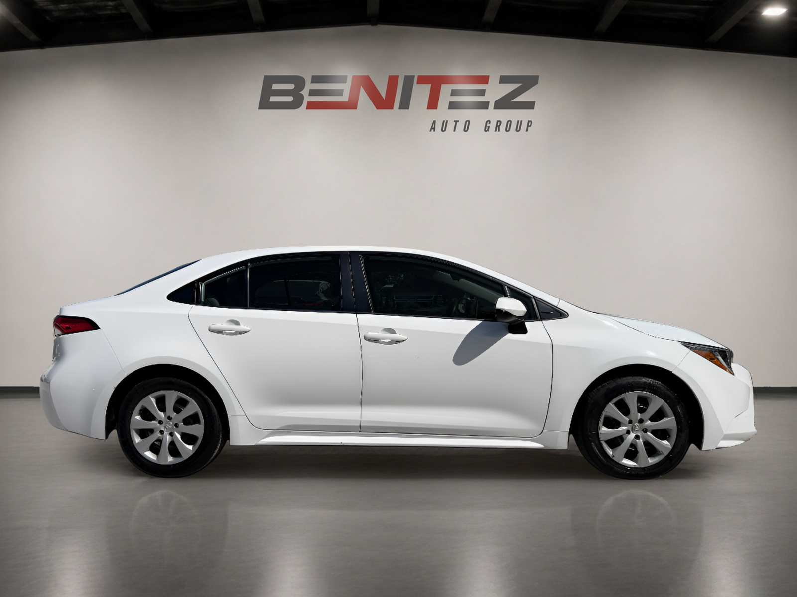 2021 Toyota Corolla LE — photo 6
