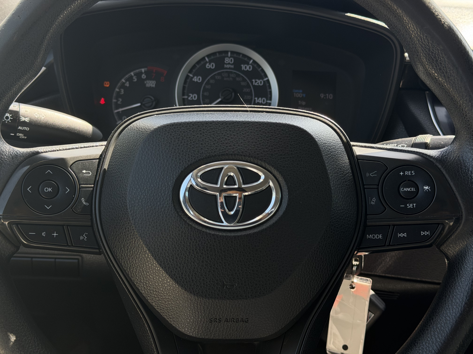 2022 Toyota Corolla LE — photo 15