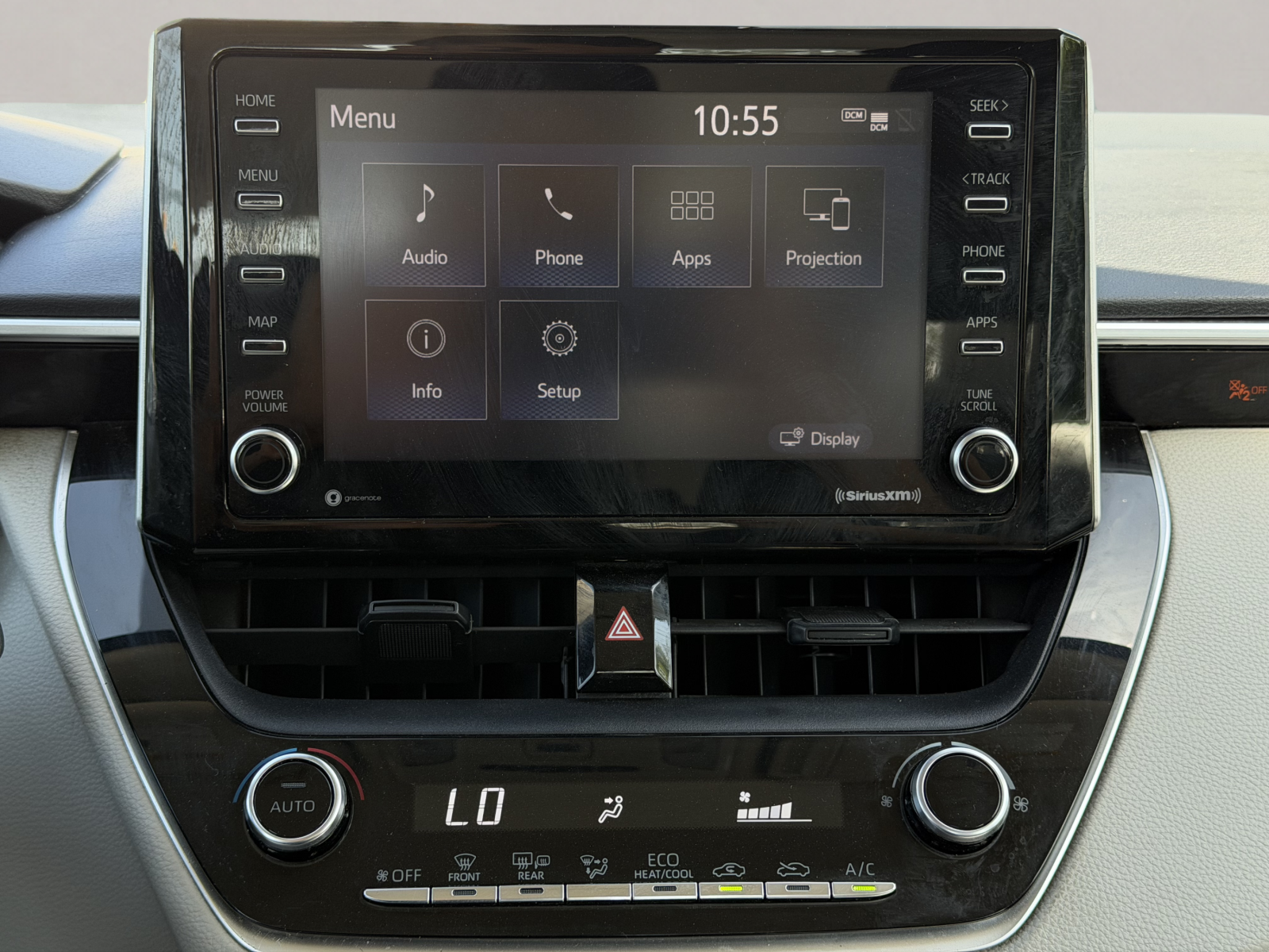 2021 Toyota Corolla LE — photo 12