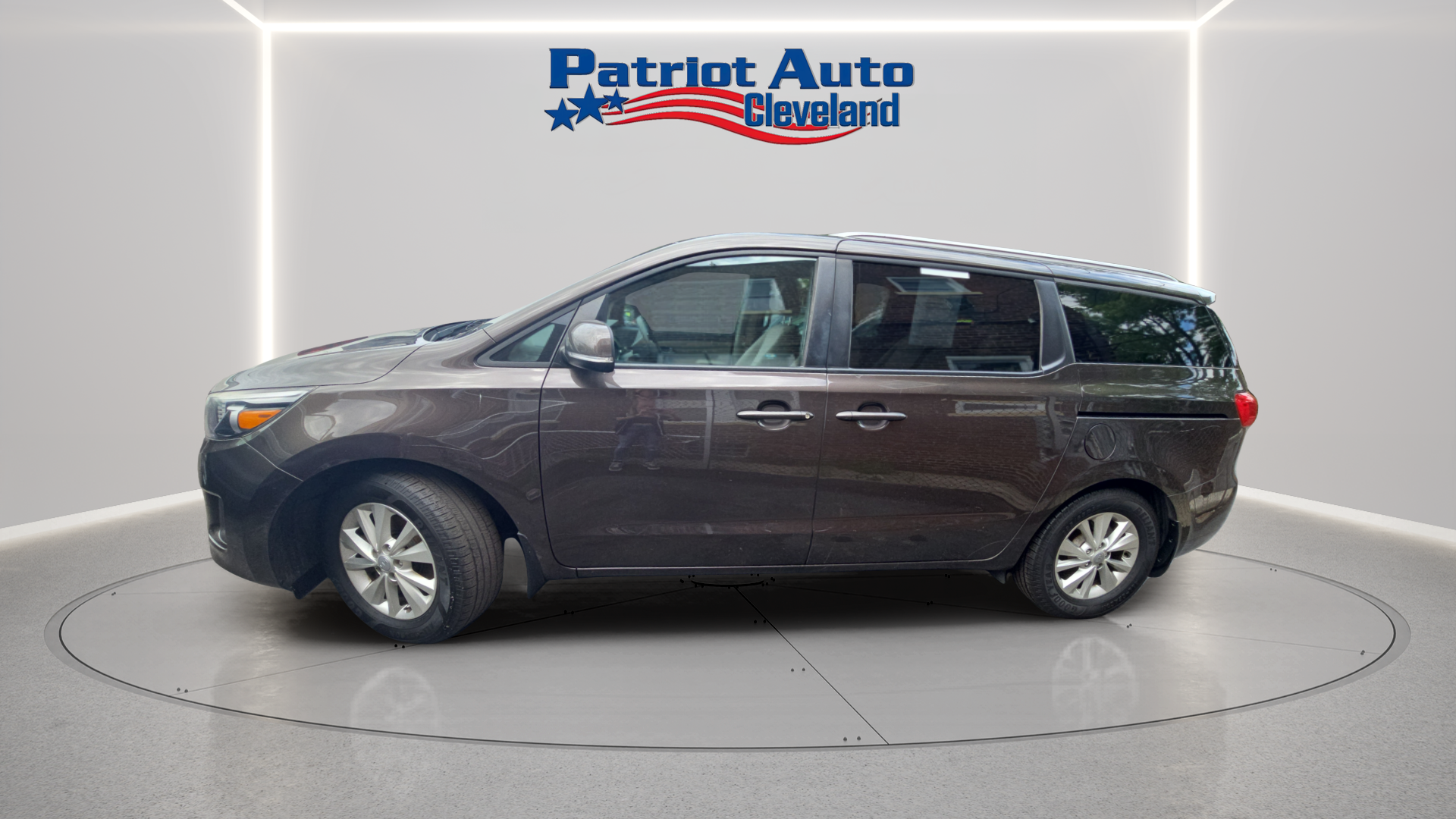Photo 2 of 2016 Kia Sedona LX