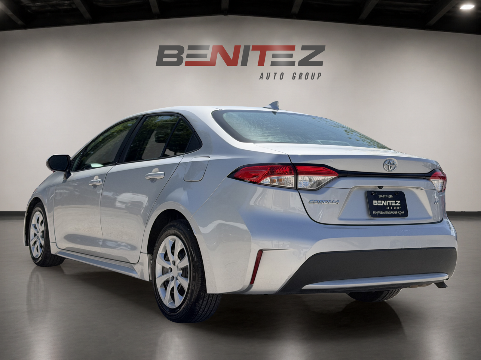 2022 Toyota Corolla LE — photo 3