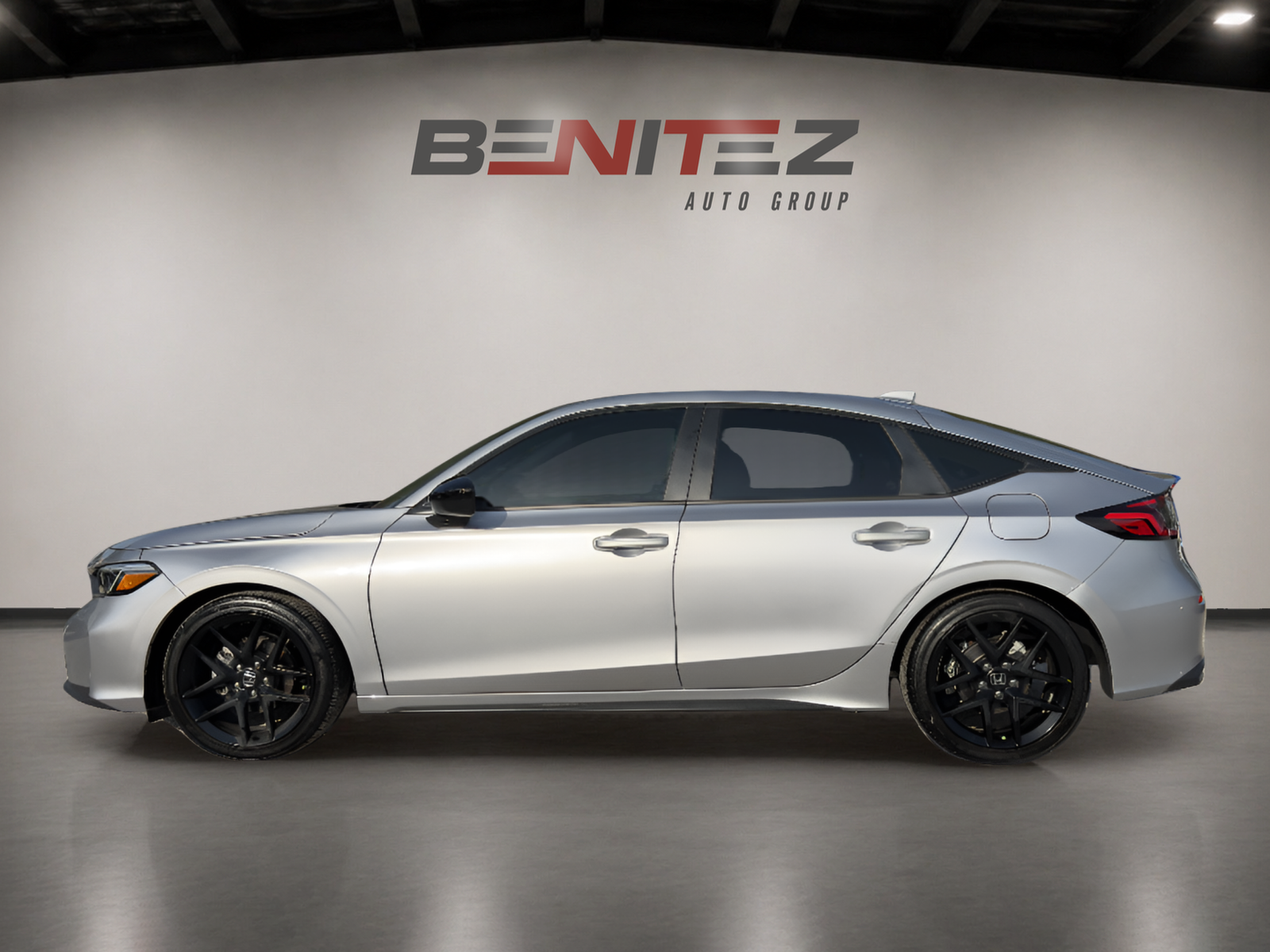 2025 Honda Civic Sport Hatchback — photo 2