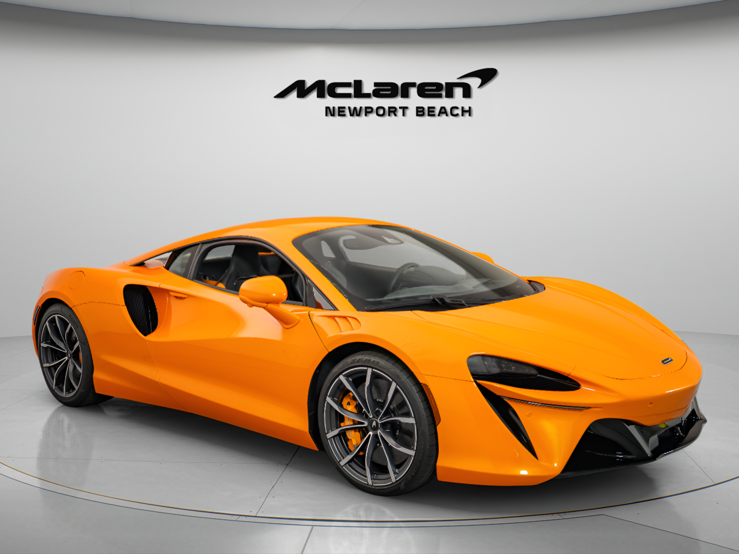 Ventura Orange 2023 McLaren Artura Coupe Rear-Wheel Drive 8-Speed Automatic