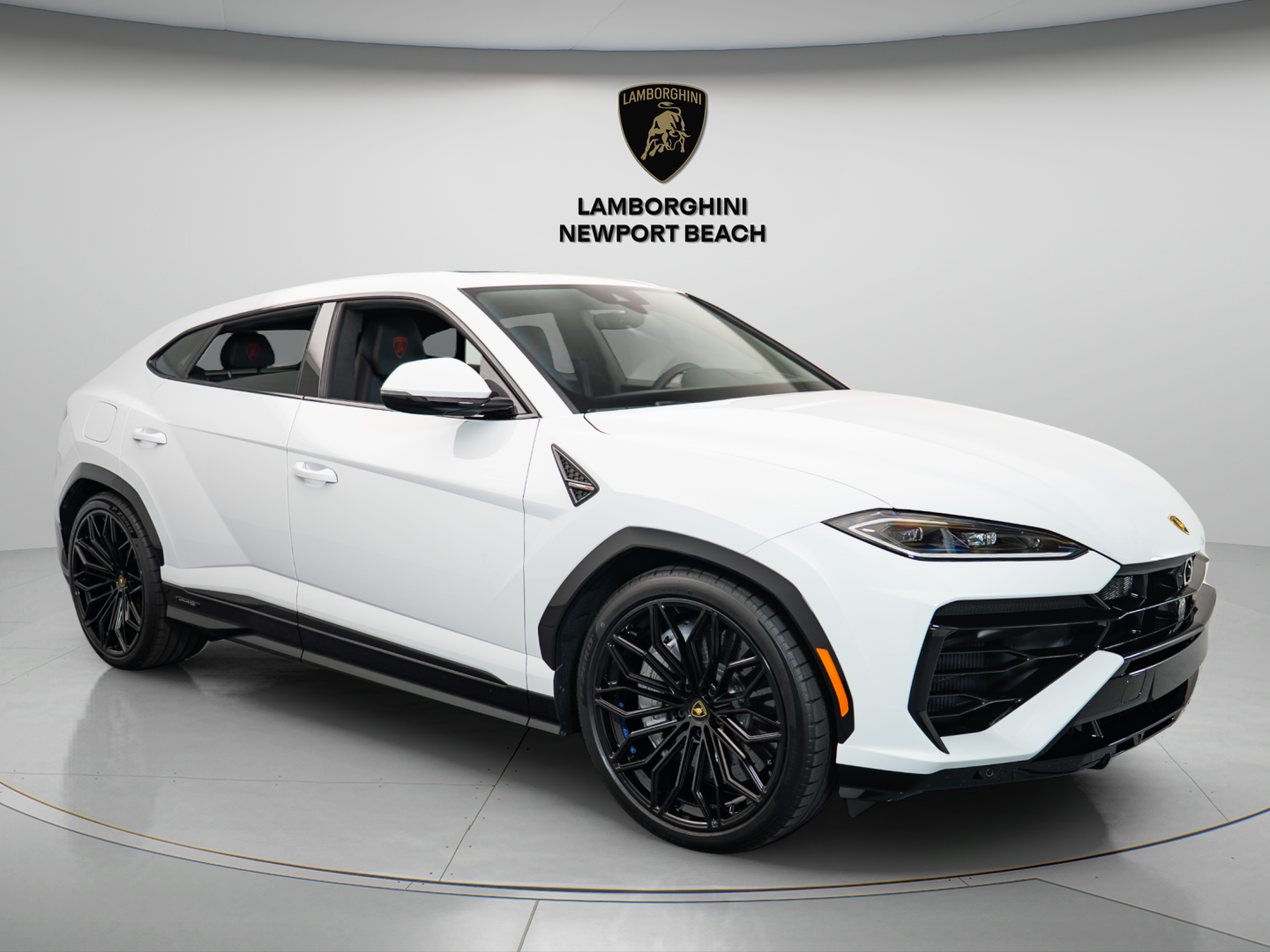 Bianco Icarus 2025 Lamborghini Urus SUV / Crossover All-Wheel Drive 8-Speed Automatic