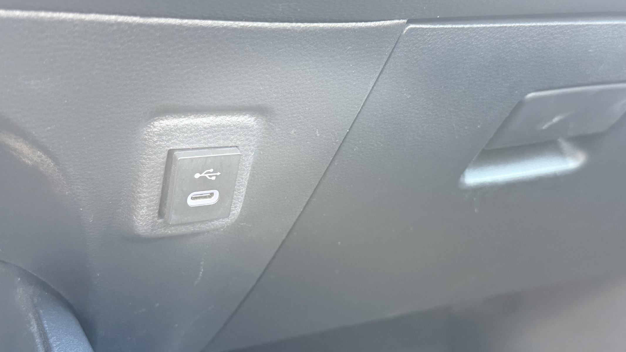 2023 Toyota Corolla SE — photo 13