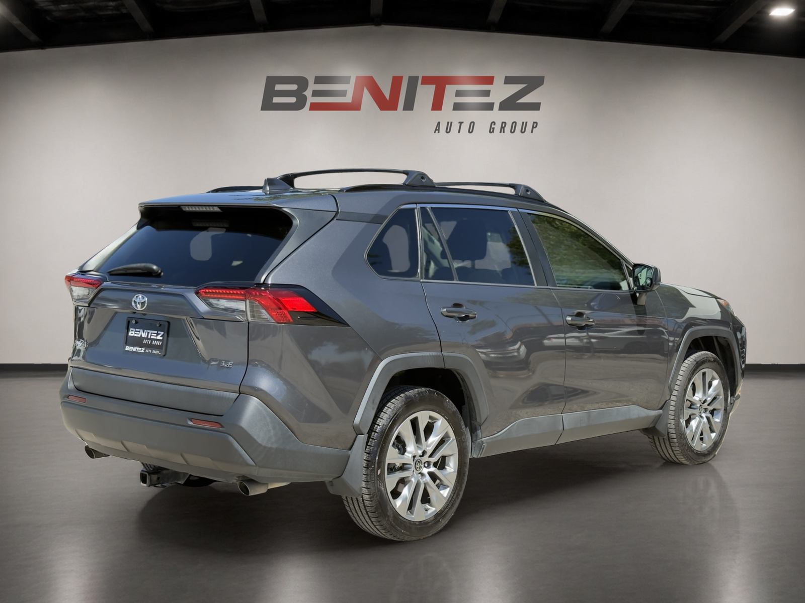 2019 Toyota Rav4 LE — photo 5