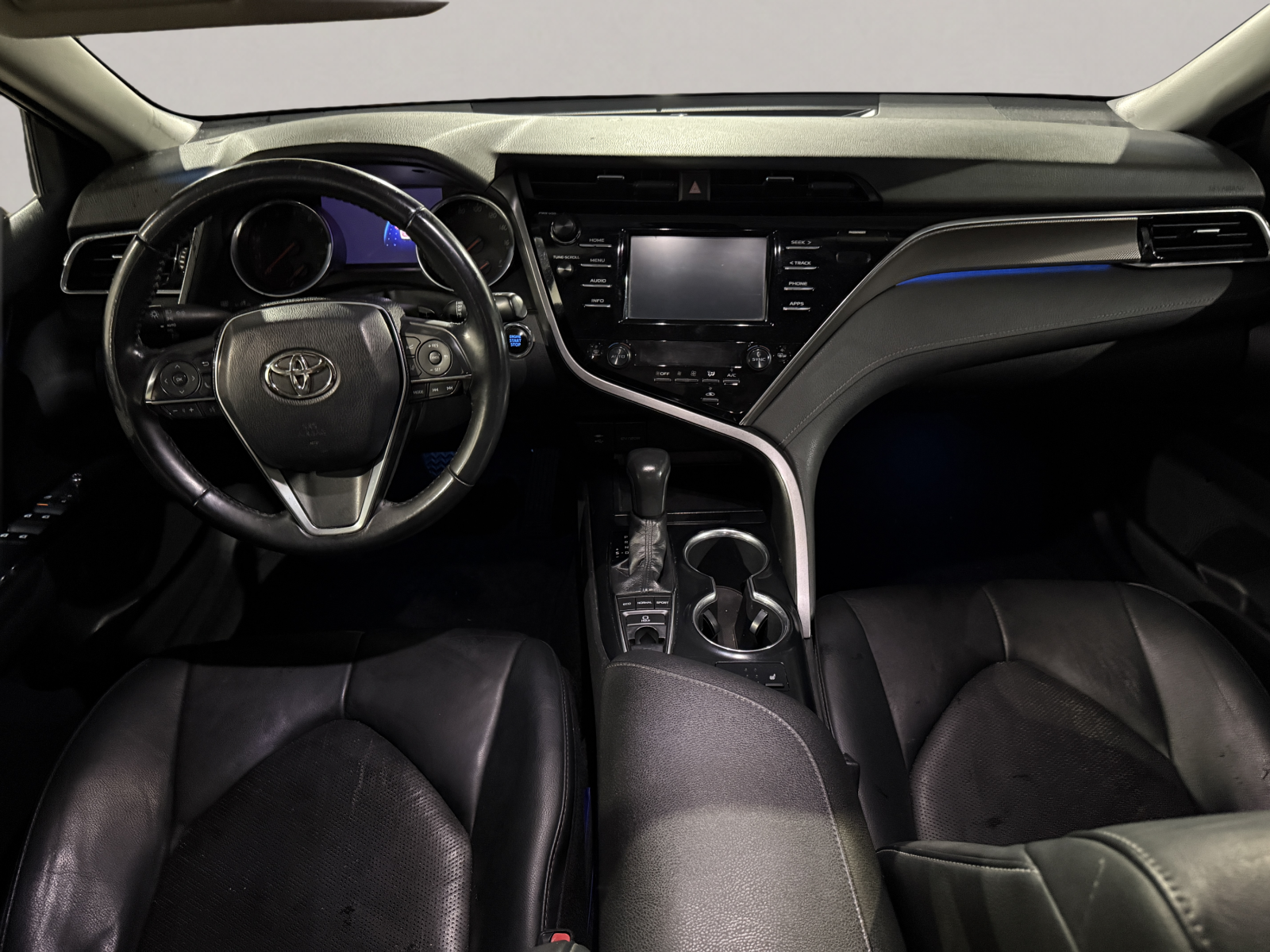 2018 Toyota Camry XSE — photo 13