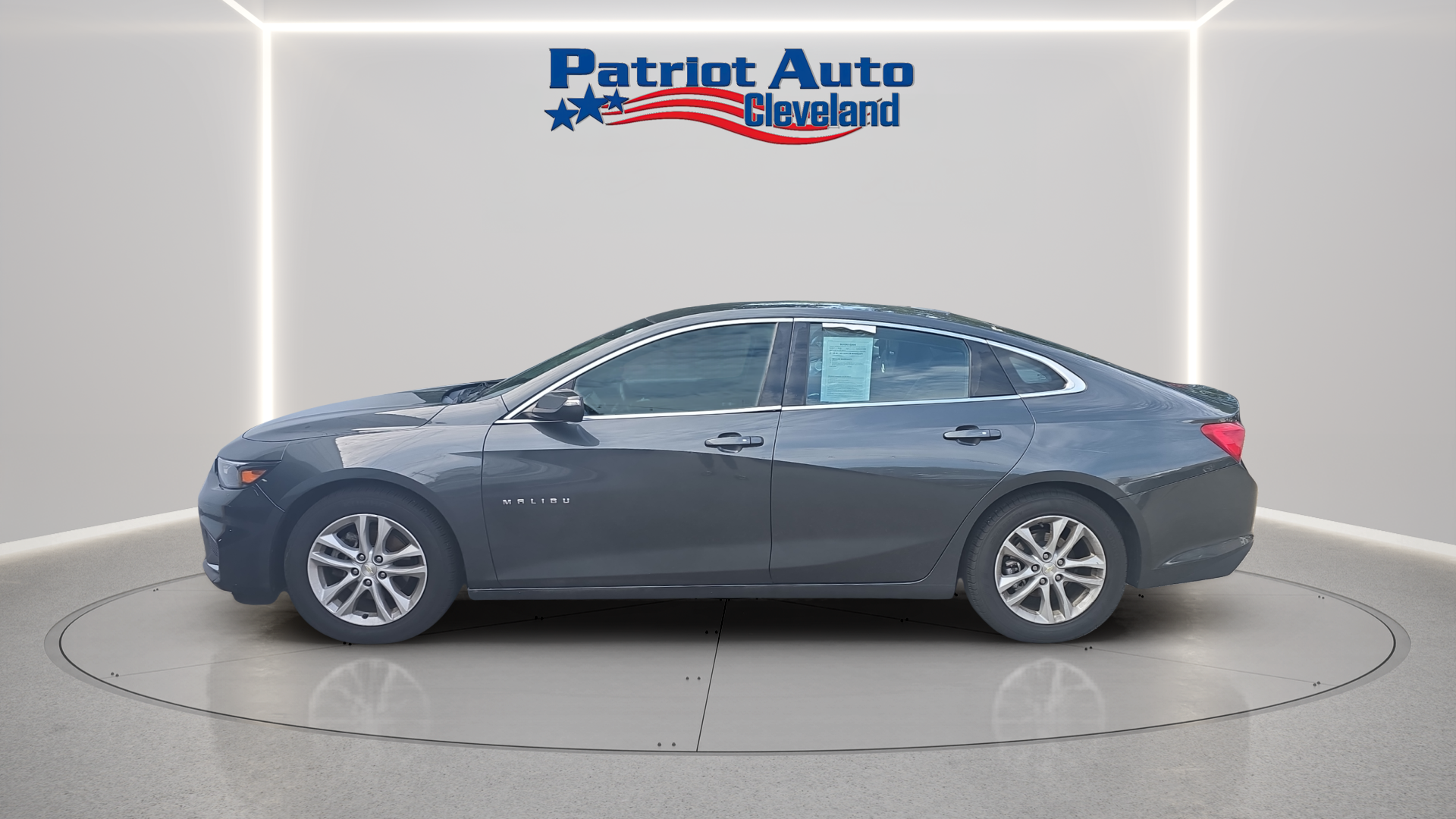 Photo 2 of 2016 Chevrolet Malibu LT