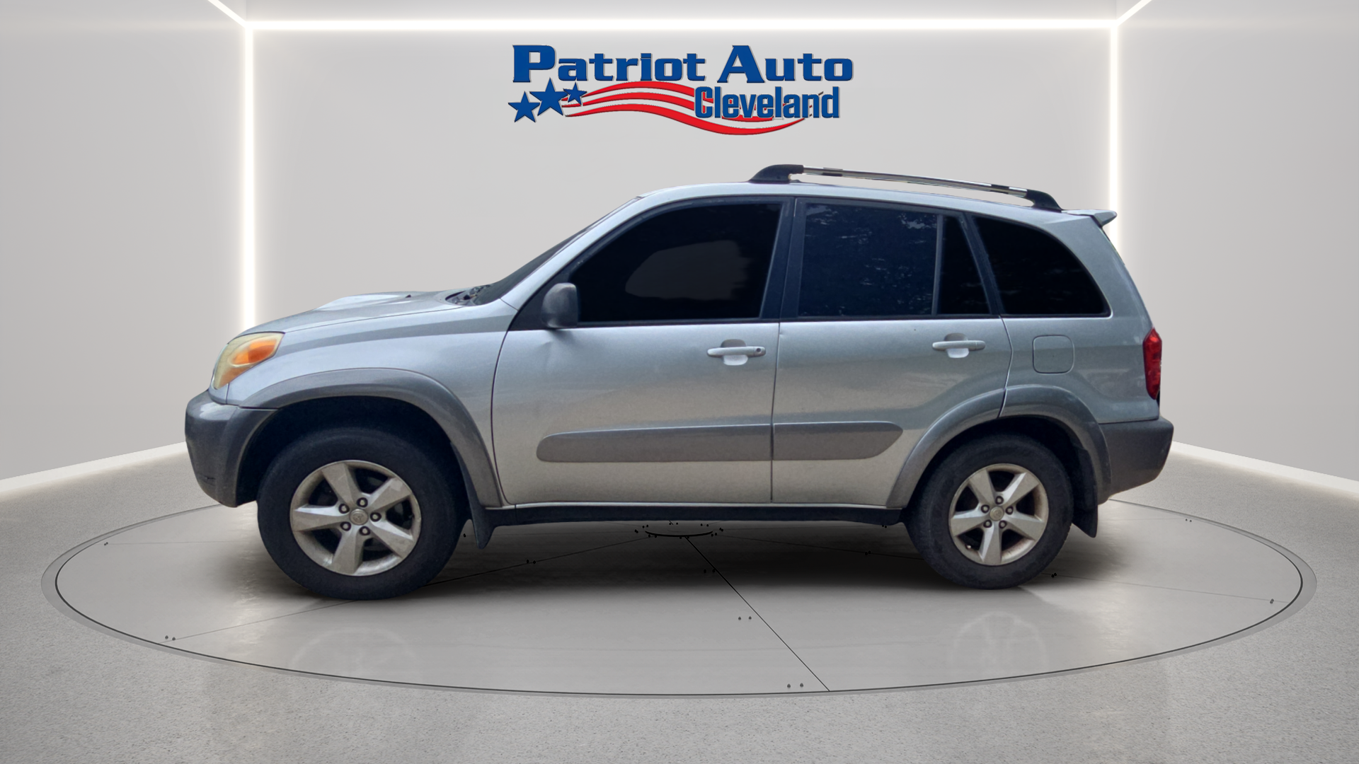 2005 Toyota RAV4 Base - Image 2