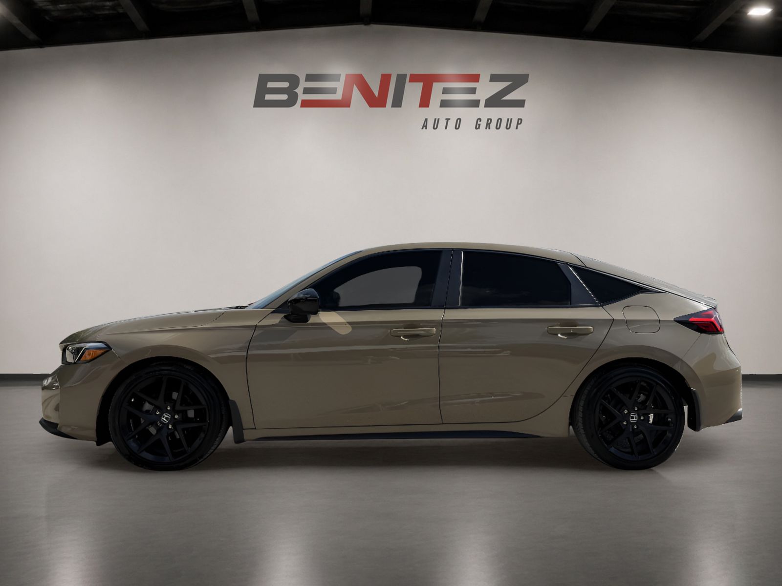 2025 Honda Civic Hatchback Sport — photo 2