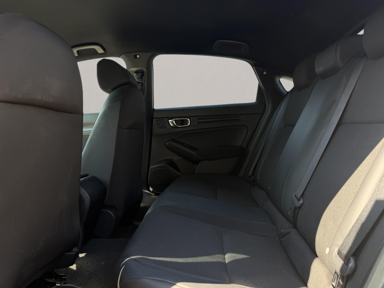 2025 Honda Civic Sport Hatchback 4d — photo 14